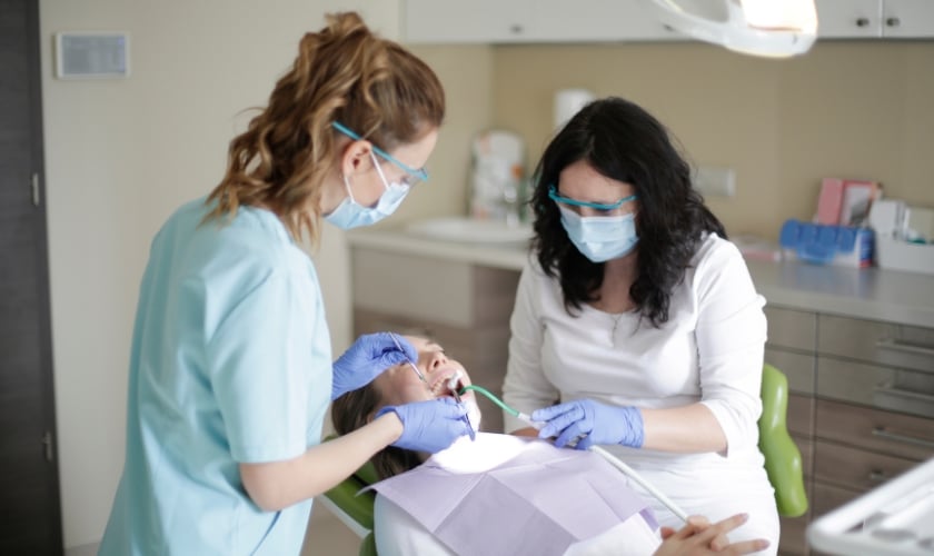 emergency dentist in Juno Beach